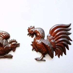 Vintage Pair Cast Aluminum Cockfighting Roosters Wall Hangings Display Garden